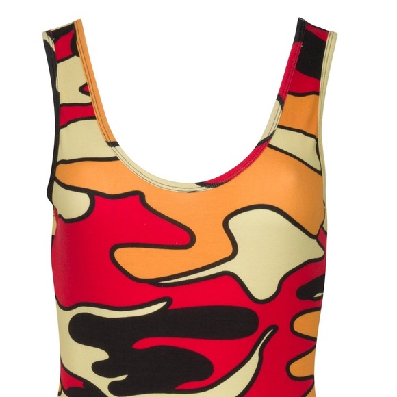 KENDALL + KYLIE CAMO BODYSUIT (LARGE) - Picture 2 of 6